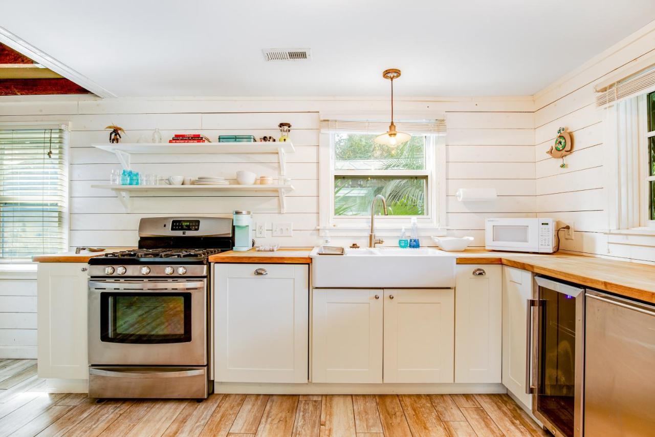This Place Cottage B Фоли Бич Экстерьер фото