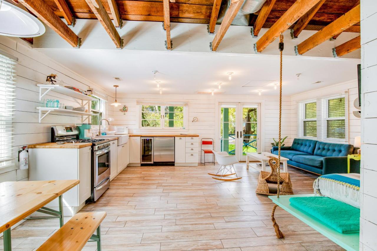 This Place Cottage B Фоли Бич Экстерьер фото