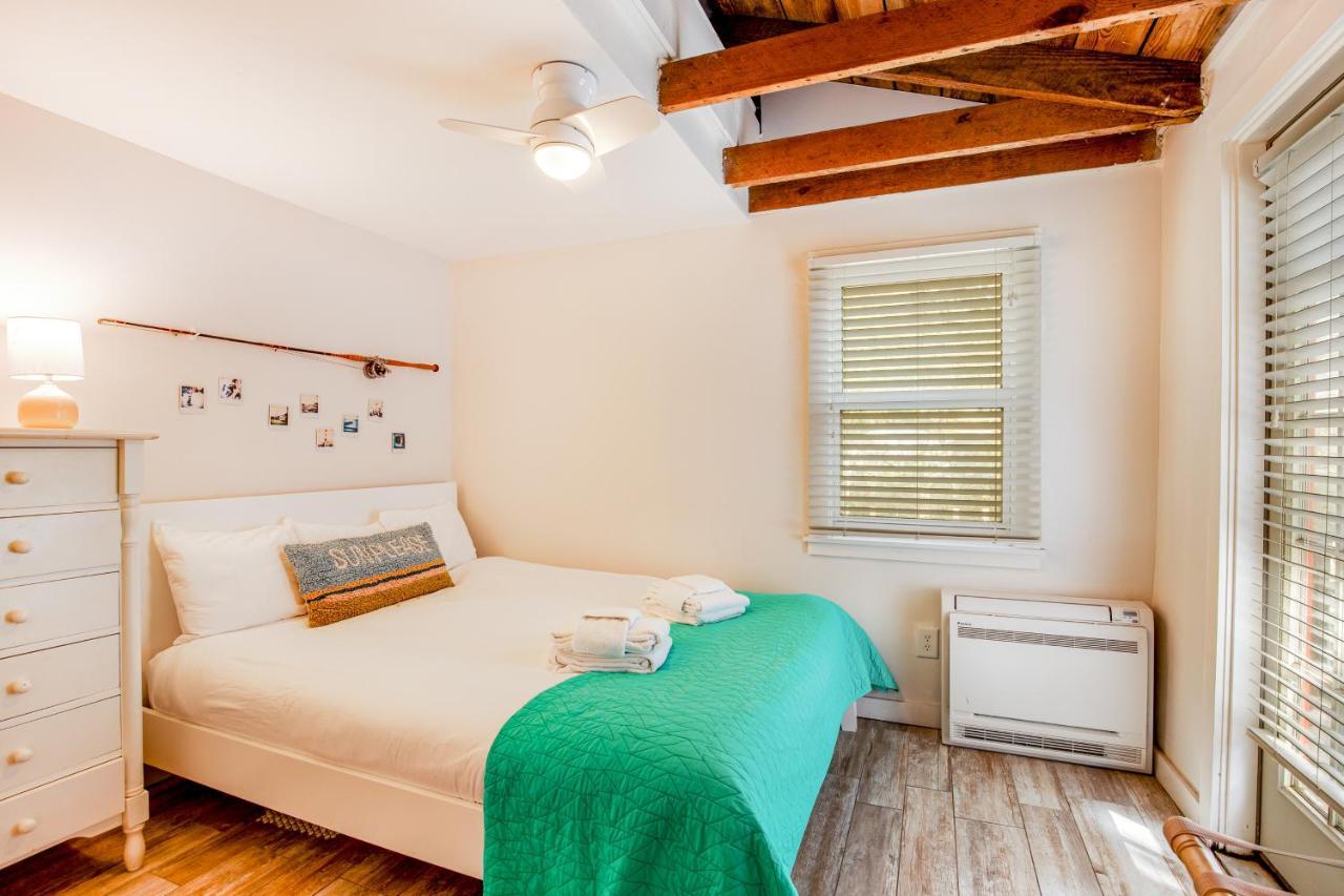 This Place Cottage B Фоли Бич Экстерьер фото