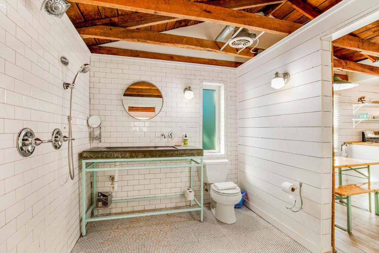 This Place Cottage B Фоли Бич Экстерьер фото